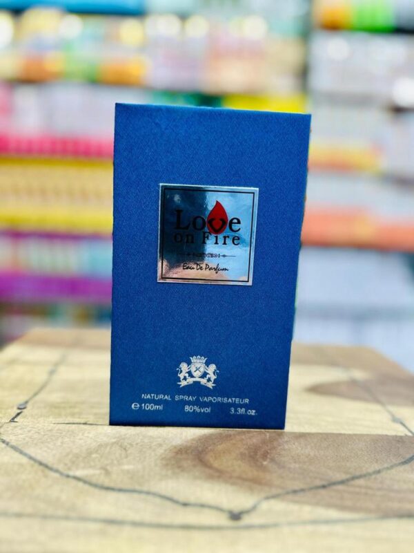 Love On Fire Men’s Perfume 100ML | Spicy Blue Eau de Parfum with Pocket Perfume